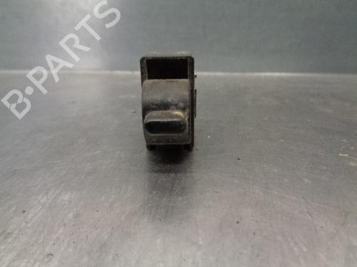 Used Right rear window switch NISSAN PICK UP (D22) 2.5 TD 4WD (103 hp) 11970534