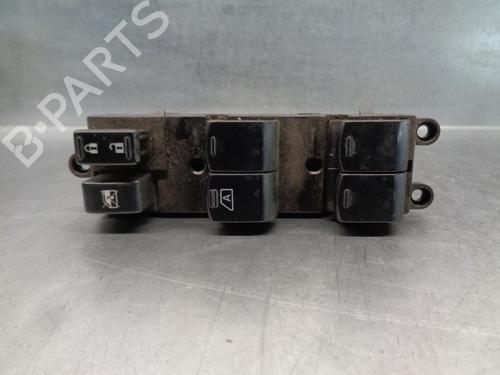 Used Left front window switch NISSAN TIIDA Hatchback (C11) 1.5 dCi (106 hp) 8896433
