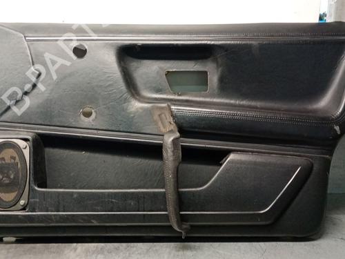 Forreste højre beklædning VW PASSAT B2 Variant (33B) 1.6 D (54 hp) 31956031