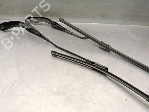 Front windshield wiper arm BMW 1 (F20) 116 d | BP26731387C143 