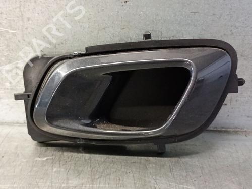 Used Front left interior door handle Front left interior door handle 28582208 28582208