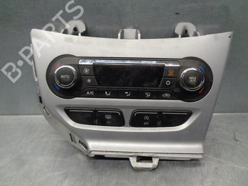 Used Climate control FORD FOCUS III 1.0 EcoBoost (125 hp) 10909713