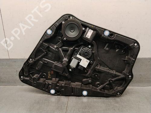 Rudehejsemekanisme venstre bagtil Rudehejsemekanisme venstre bagtil BMW X3 (G01, F97, G08) sDrive 18 d Mild-Hybrid (150 hp) 36323468 36323468