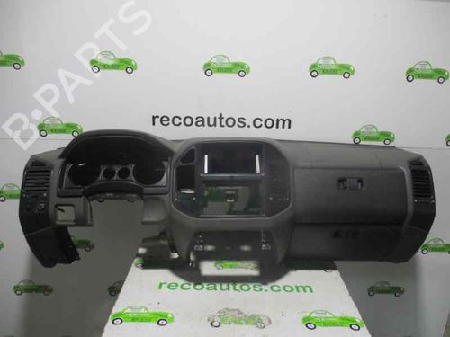 Used Dashboard MITSUBISHI PAJERO III (V7_W, V6_W) 3.2 Di-D (V68W, V78W) (165 hp) 2064225