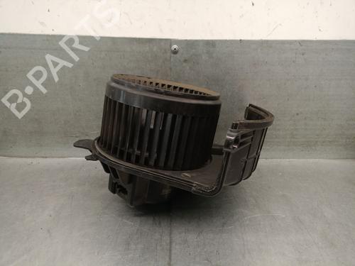 Used Heater blower motor Heater blower motor RENAULT MASTER III Van (FV) 2.3 dCi 130 FWD (FV0M, FV0Y, FV0J, FV02, FV03) (130 hp) 33755889 33755889