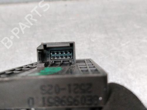 Left front window switch AUDI A4 B7 (8EC) 2.0 TDI | BP39240121I27 - Image 3