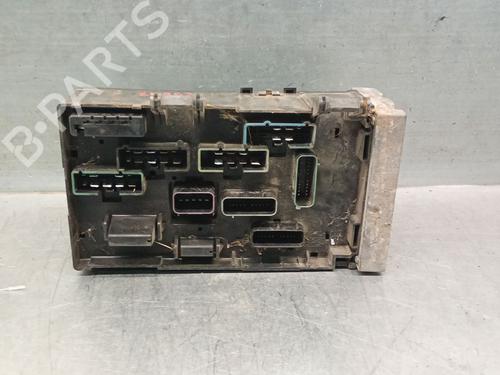 Fuse box CHRYSLER VOYAGER IV (RG, RS) 2.5 CRD | BP30611305E1