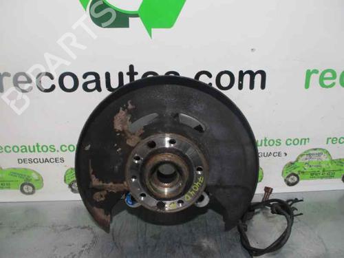 Used Right front steering knuckle SAAB 9-5 Estate (YS3E) [1998-2009]  2305422