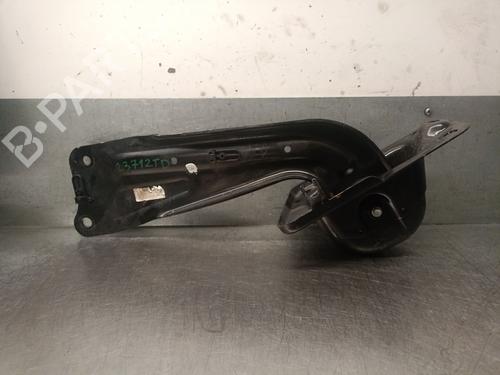 Højre bagtil bærearm VW TIGUAN (AD1, AX1) 1.5 TSI (150 hp) 30145699