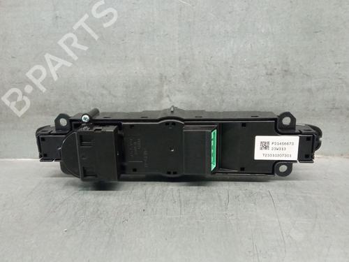 Switch VOLVO XC40 (536) Recharge | BP28810440I30 