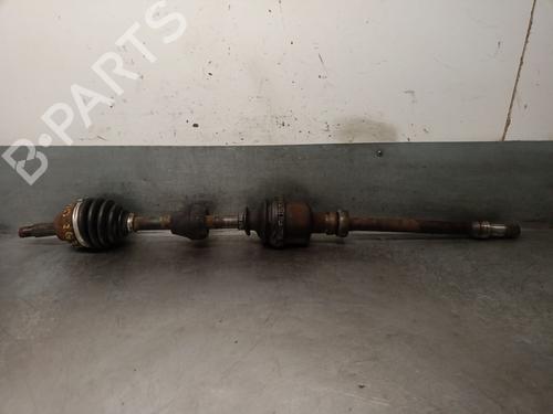Drivaksel fortil Højre Drivaksel fortil Højre FORD MONDEO III Turnier (BWY) 2.0 TDCi (130 hp) 39883770 39883770