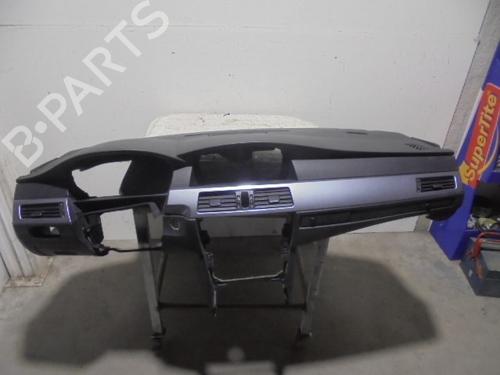Used Dashboard BMW 5 (E60) 520 d (163 hp) 8953142