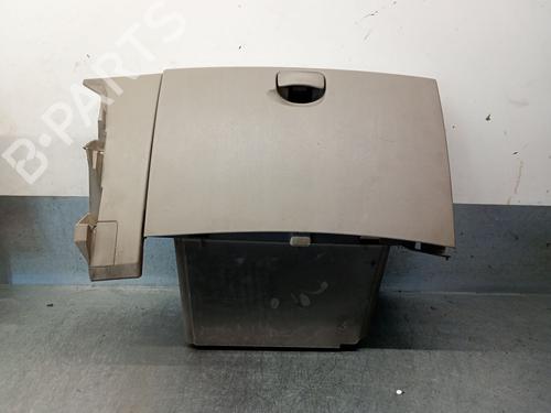 Used Glove box RENAULT GRAND SCÉNIC II (JM0/1_) 1.5 dCi (JM1E) (106 hp) 26616046