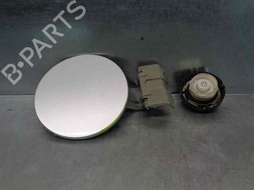 Used Fuel flap MITSUBISHI GRANDIS (NA_W) 2.0 DI-D (NA8W) (136 hp) 8193196