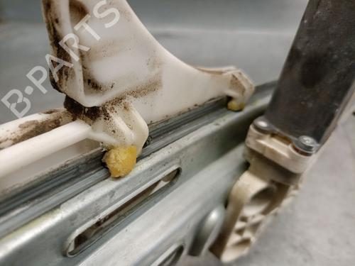 Rear right window mechanism OPEL VECTRA C Estate (Z02) 1.9 CDTI (F35) | BP21773315C25 