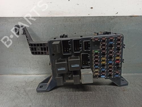 Used Fuse box FORD MONDEO III (B5Y) 1.8 16V (125 hp) 16876710
