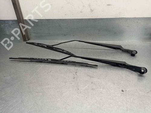 Used Front windshield wiper arm CHRYSLER 300M (LR) 2.7 V6 24V (203 hp) 9235727