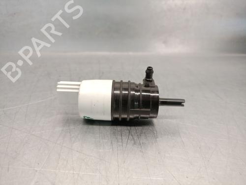 Used Washer pump BMW 5 (G30, F90) 520 d (190 hp) 26683139