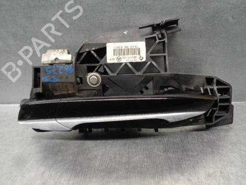 Used Rear left exterior door handle MERCEDES-BENZ S-CLASS (W221, V221) S 320 CDI (221.022, 221.122) (235 hp) 10637757