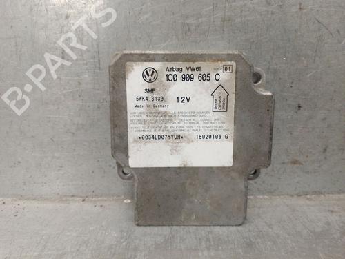ecu-airbags-vw-passat-b55-variant-3b6-2000-2001-2002-2003-2004-2005-34461773 main image