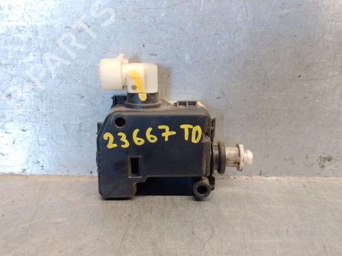 Fuel door actuator OPEL ASTRA J (P10) 1.7 CDTI (68) 13501151