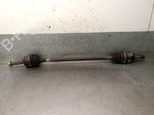 Used Right front driveshaft Right front driveshaft PEUGEOT 107 (PM_, PN_) 1.0 (68 hp) 32989005 32989005