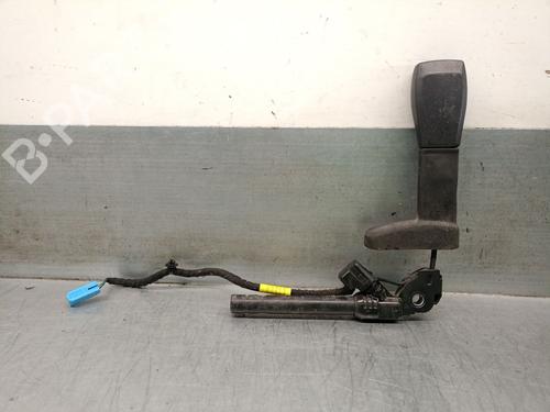 Used Front left belt tensioner VOLVO V60 I (155) D3 / D4 (163 hp) 26378358