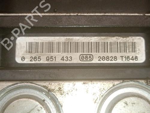 ABS pump PEUGEOT 3008 I MPV (0U_) 1.6 HDi | BP22738599M43 