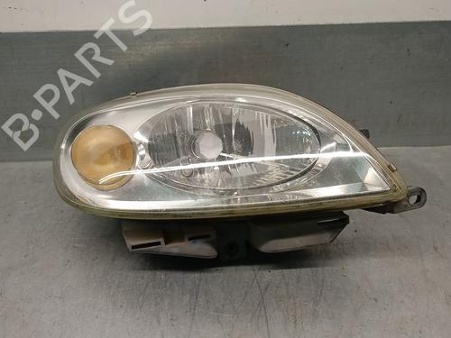 Used Right headlight CITROËN SAXO (S0, S1) 1.4 VTS (75 hp) 31124231