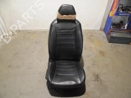 Used Right front seat HYUNDAI i40 I (VF) 1.7 CRDi (136 hp) 8617502