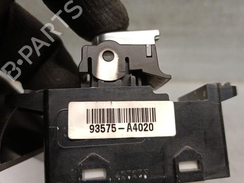 Right front window switch KIA CARENS IV 1.7 CRDi | BP31687463I26 
