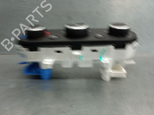 Climate control RENAULT CLIO IV (BH_) 0.9 TCe 90 LPG | BP27700520I5 