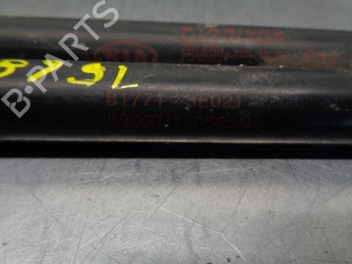 Tailgate lift support KIA SORENTO I (JC) 2.5 CRDi | BP20263165C138 