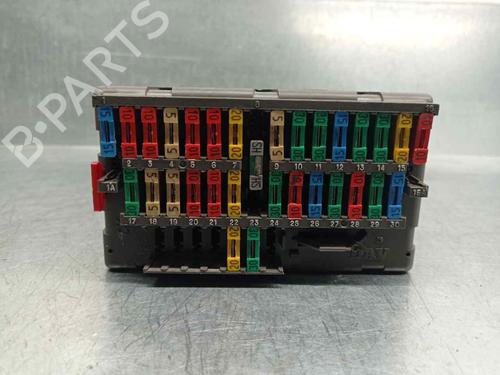 Used Fuse box PEUGEOT 406 (8B) 2.0 HDI 110 (109 hp) 11218691