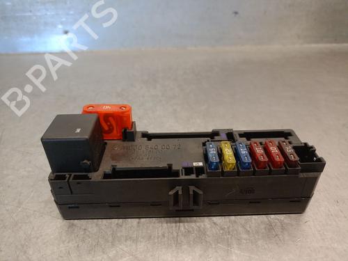 Used Fuse box Fuse box MERCEDES-BENZ CLK (C208) CLK 200 Kompressor (208.344) (163 hp) 35803205 35803205
