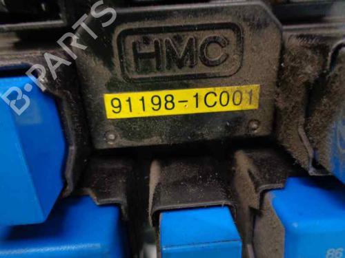 Fuse box HYUNDAI GETZ (TB) 1.6 | BP7824492E1 