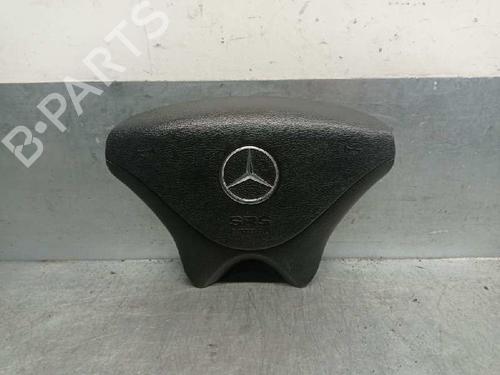 Førerens kollisjonspute MERCEDES-BENZ C-CLASS (W202) C 200 CDI (202.134) (102 hp) 8243989