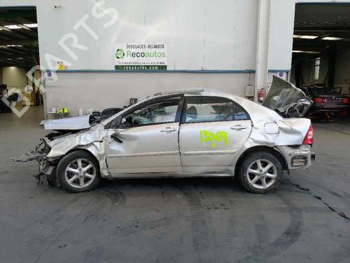 Used Parts TOYOTA COROLLA Saloon (_E12_) 2.0 D-4D (CDE120_, CDE120R) 884627