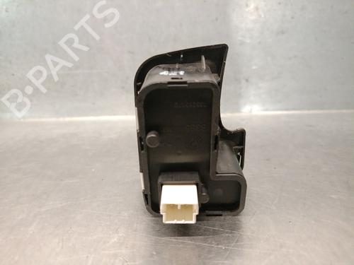 Right front window switch ALFA ROMEO 147 (937_) 1.9 JTD (937.AXD1A, 937.BXD1A, 937.AXV1A, 937.BXB1A,... | BP37992266I26 - Image 2