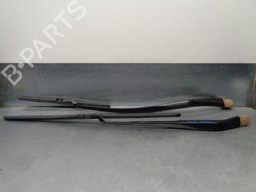 Used Front windshield wiper arm Front windshield wiper arm KIA XCEED (CD) 1.4 T-GDI (140 hp) 9274378 9274378