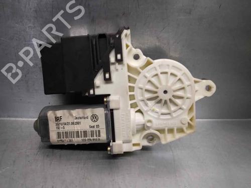 Vindusheismotor høyre bak SEAT TOLEDO II (1M2) 1.9 TDI (110 hp) 10771004