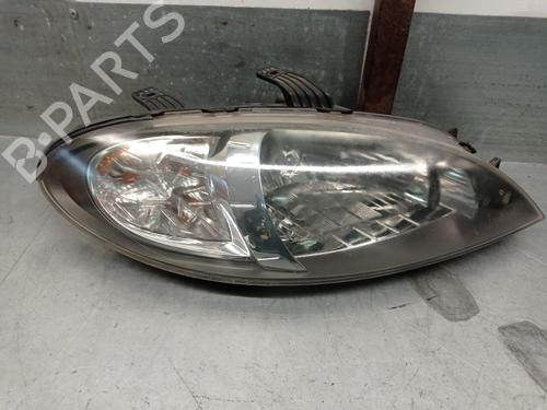 Used Right headlight DAEWOO LACETTI Hatchback (KLAN) 1.6 (109 hp) 30645204