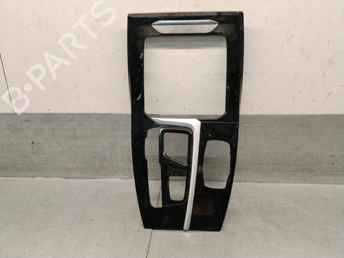 Used Middle console Middle console BMW X3 (G01, F97, G08) sDrive 18 d Mild-Hybrid (150 hp) 36338590 36338590