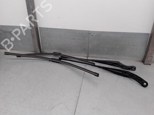 Used Front windshield wiper arm OPEL ASTRA K Sports Tourer (B16) 1.6 CDTi (35) (160 hp) 16770903