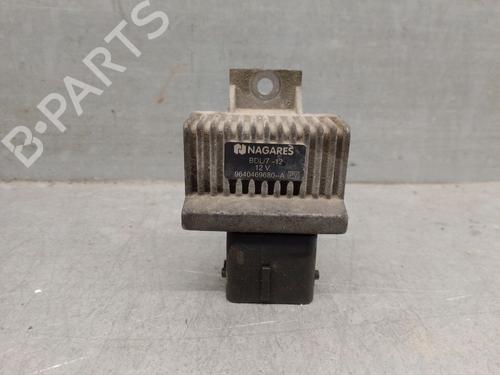 Elektronisk modul RENAULT TRAFIC II Bus (JL) 2.0 dCi 115 (JL00, JL01, JL0H, JL0M, JL0U) (114 hp) 30961024