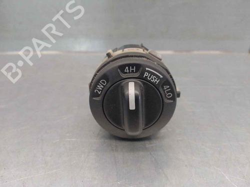Used Switch NISSAN NAVARA NP300 (D40) [2004-2025]  18119236