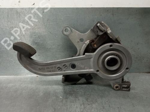 Used Hand brake MERCEDES-BENZ CLK (C208) [1997-2003]  29509881