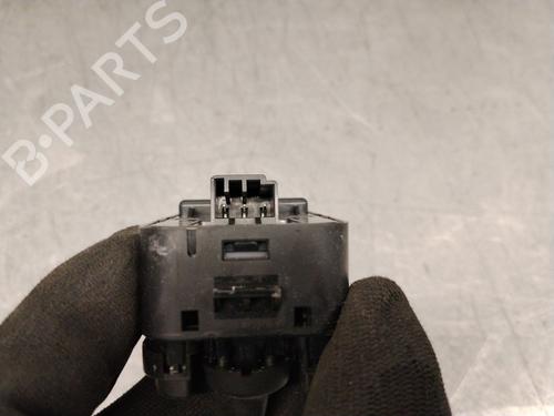Left front window switch VOLVO XC60 II (246) B5 Mild-Hybrid AWD | BP35756668I27 - Image 4