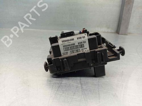 Fuse box PEUGEOT 307 SW (3H) 2.0 HDi 135 | BP14833067E1 
