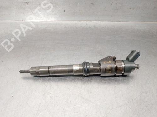 Used Injector Injector IVECO DAILY III Platform/Chassis 35 C 12 , 35 S 12 (AEKA14A1, AEKA14AA, AEKA64A1,... (116 hp) 33435023 33435023